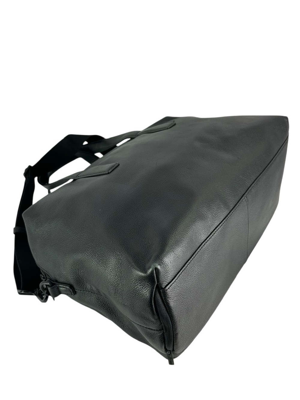 Genuine AWAY The Everywhere Bag Black Leather Travel Bag Weekender Carry On - Picture 11 of 15